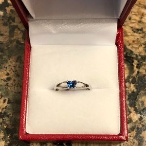 STERLING SILVER SYN SAPPHIRE RING SIZE 4 32 NWT